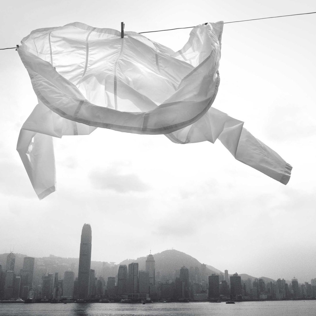 17_KATHARINA_HOVMAN_weisse_Bluse